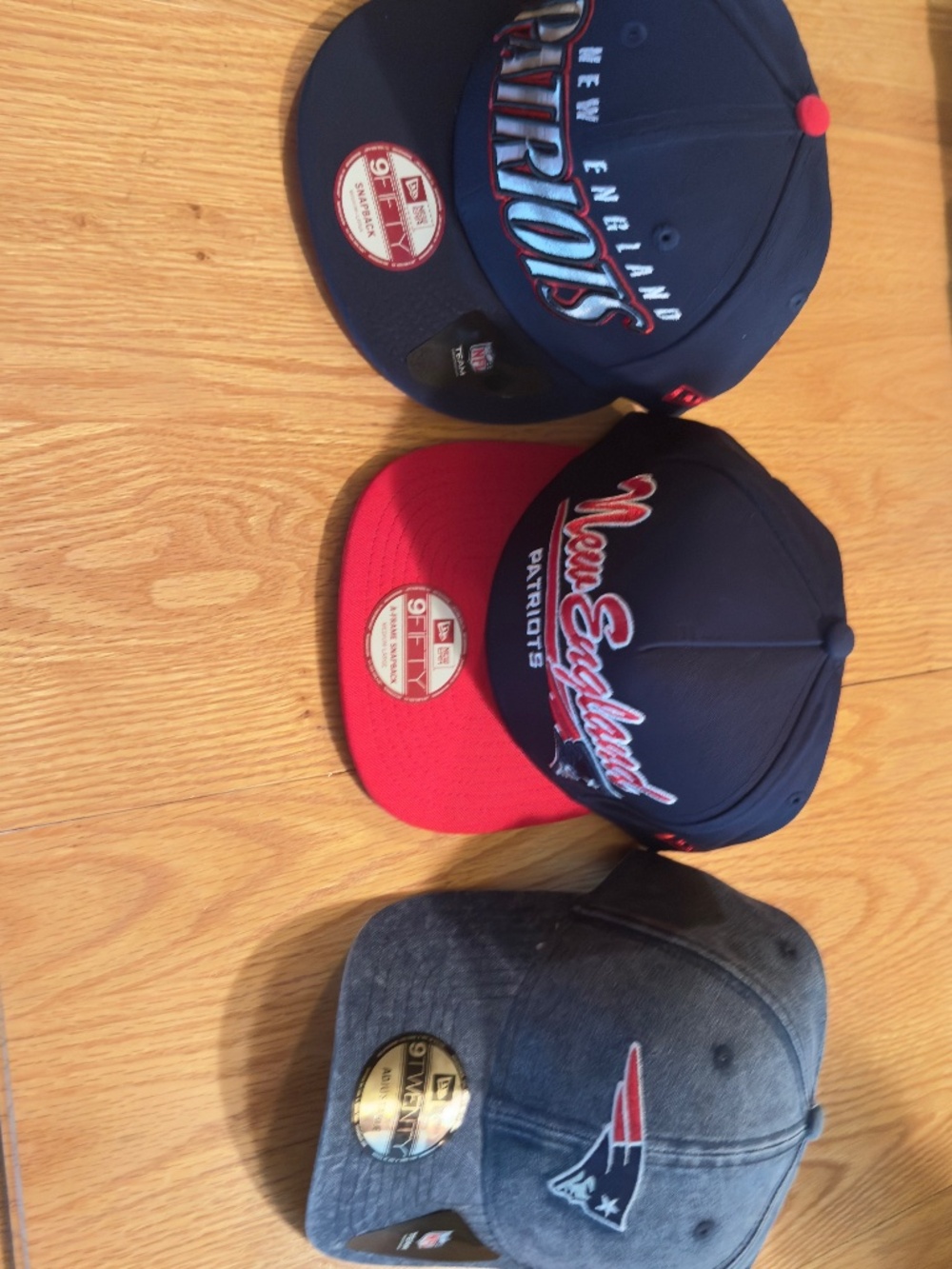 3  New England Patriots adjustable hats (2) 9 Fifty/ (1)  9 twenty
